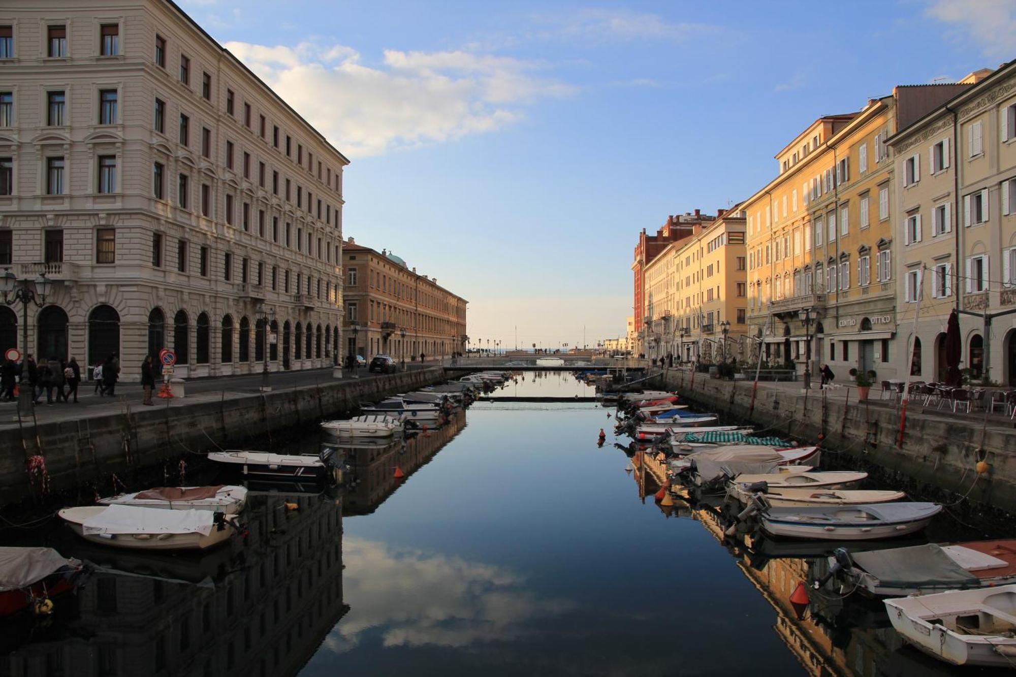 Myway Trieste Rooms Екстер'єр фото